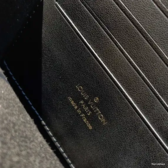Cheap V DAUPHINE LOUIS CHAIN VUITTON WALLET 0610